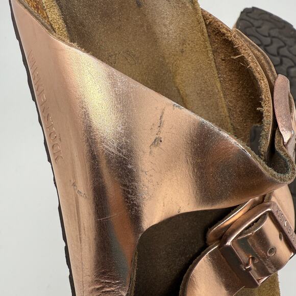 Birkenstock Size 36 Arizona Soft Footbed Sandals Rose Gold Metallic Slip On Flat - Picture 6 of 8